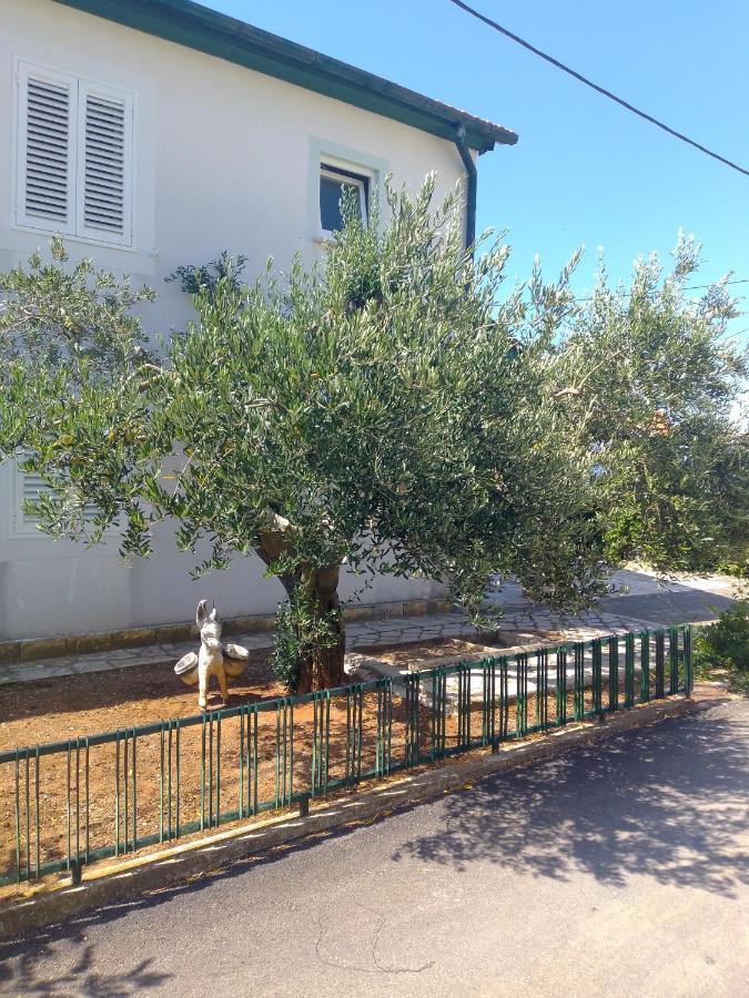 Apartmani More Komarna Dış mekan fotoğraf