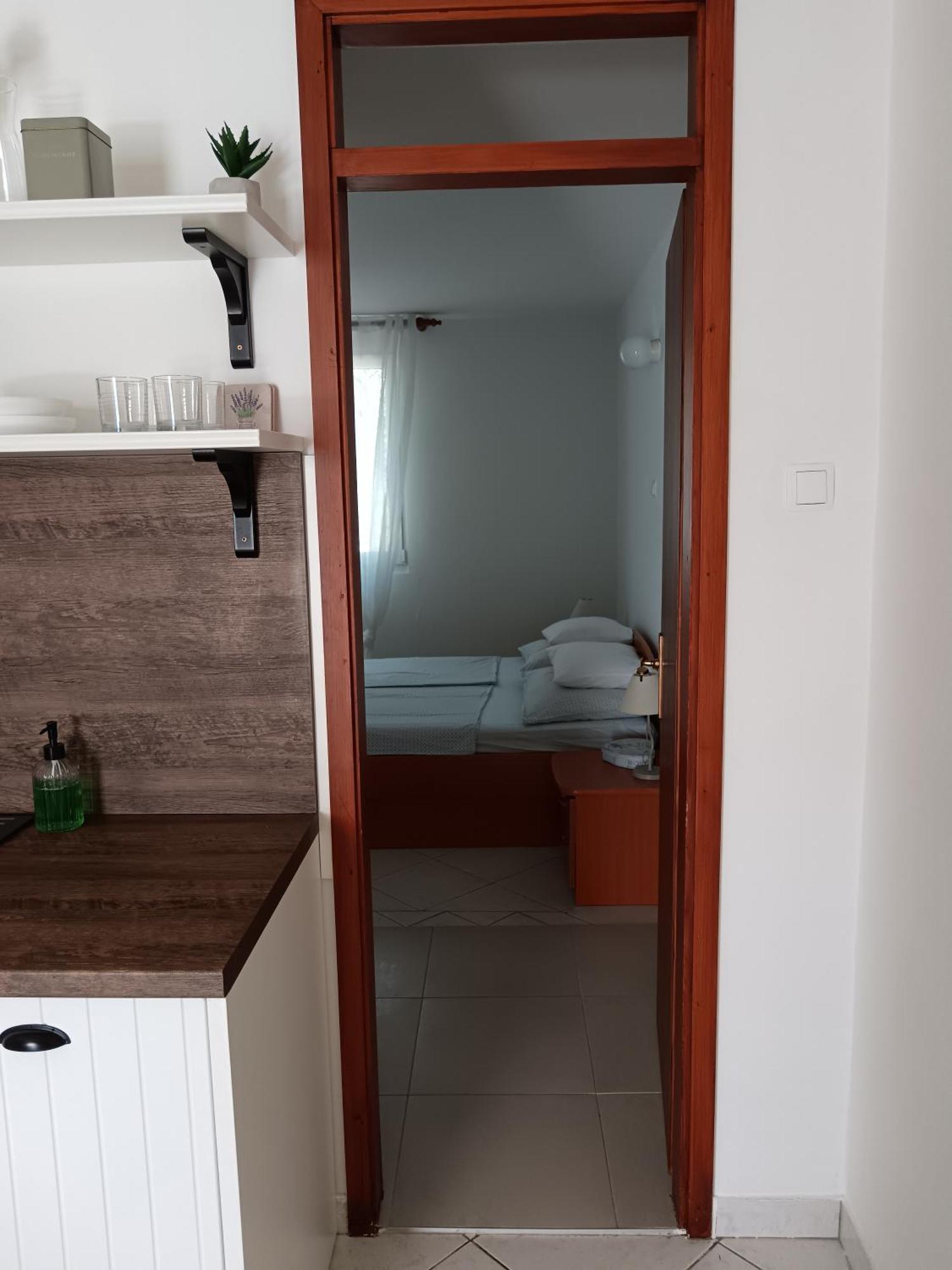Apartmani More Komarna Dış mekan fotoğraf