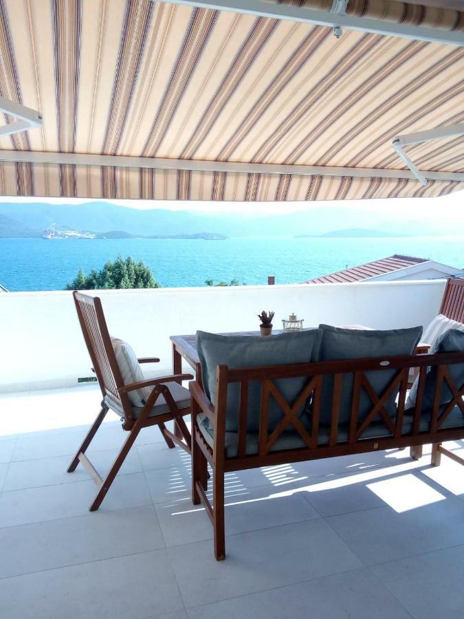 Apartmani More Komarna Dış mekan fotoğraf